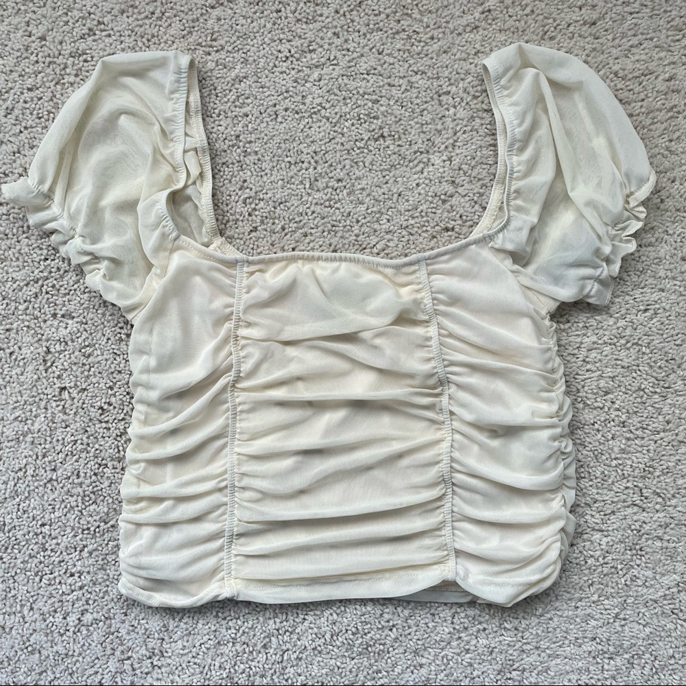 🛍Ruched Cream Top